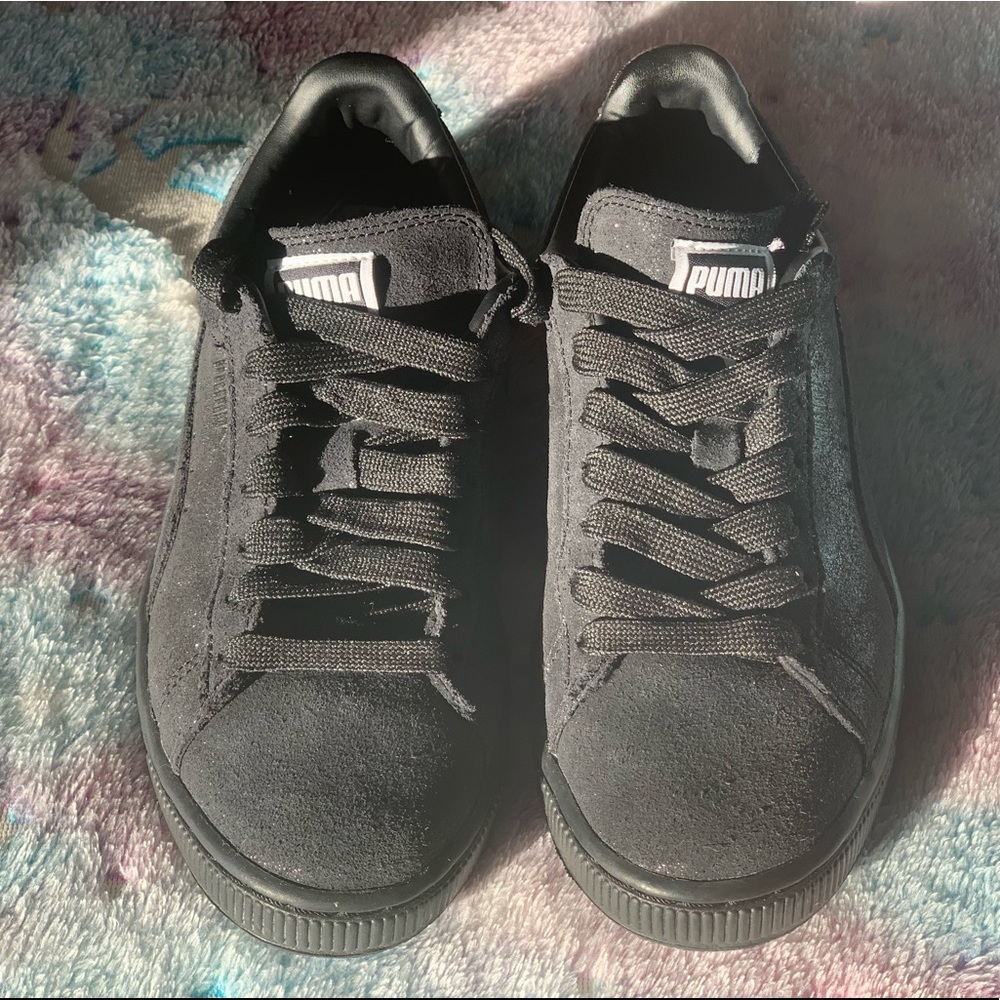 Mint Puma Sneakers